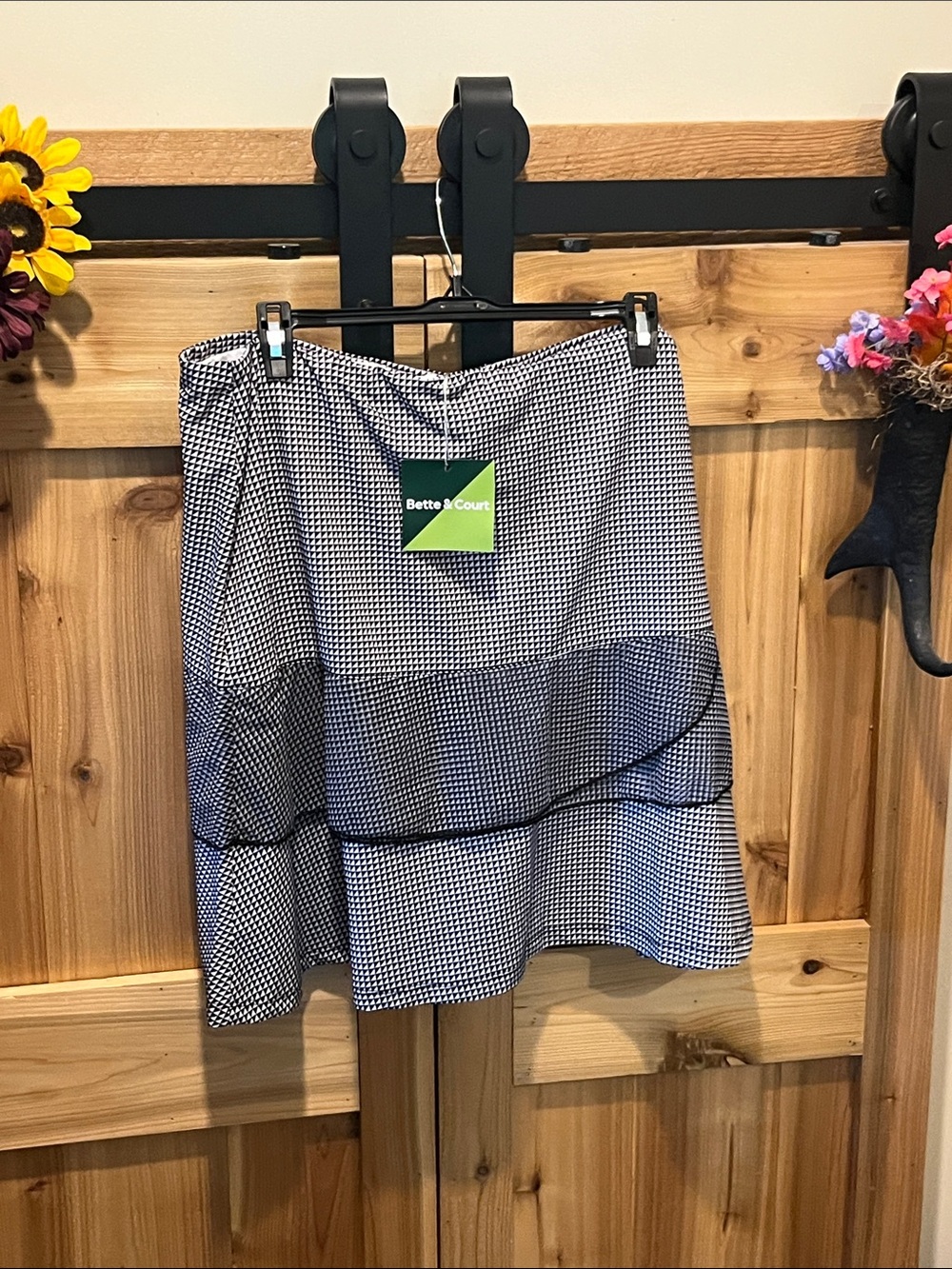 Bette & Court Black and White Printed Activewear Skort